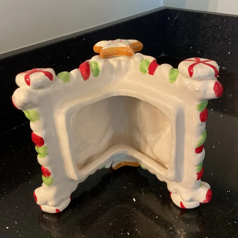 SOLD Gingerbread Treats Ceramic Cookie Jar Christmas Holiday Cracker Barrel - Picture 14 of 16